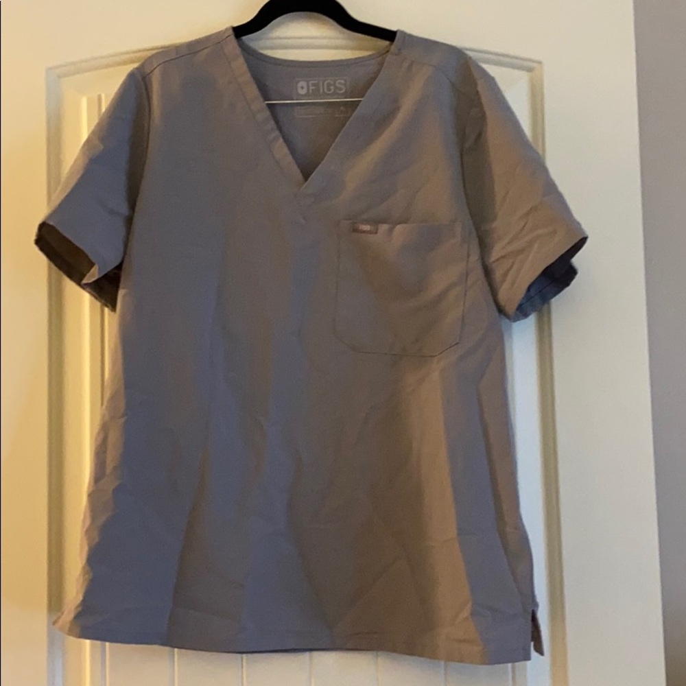 Figs scrub top